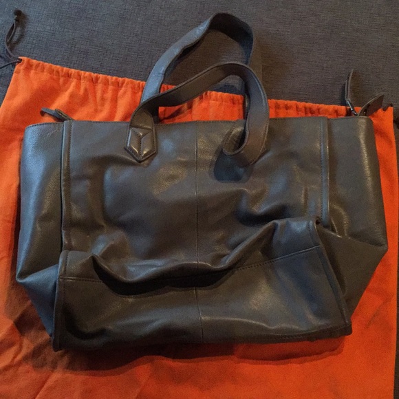 Liebeskind Calf Leather Grey Large Logo Tote - Picture 3 of 5
